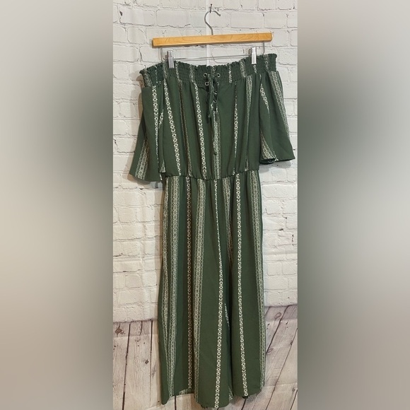 Bailey Blue Womens Size Medium Off Shoulder Sage Green & White Tie Front Jumper - Picture 1 of 9